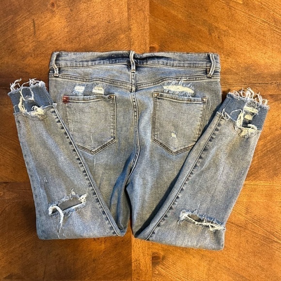 UGCđź‘–BDGđź‘–URBAN OUTFITTERSđź‘–Twig HighRise Distressed Raw Hem Denim Jeans 31W - Picture 5 of 9
